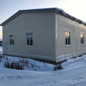 Утепленное здание из металлоконструкции 